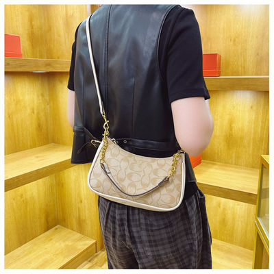 Leather Handbags for Women Waterproof and Customized Color in Trendy Summer Collection