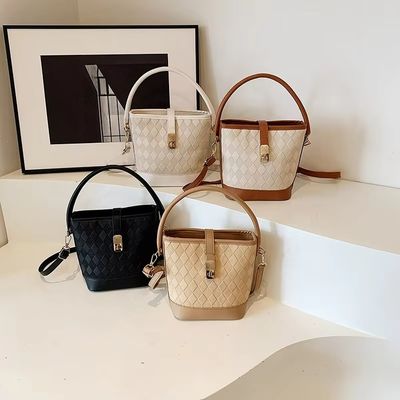 Main Material PU Leather Crossbody and Beach Bucket Bags for Summer Women's Wardrobe