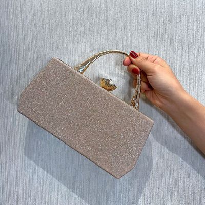 Vintage Style Hasp Women Handbag adorned with Designer Highlight Sequins Leather Trend