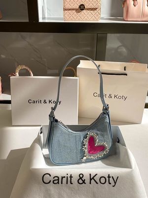 Stylish Heart-Shaped Denim Handbag for Women Single Handle Zipper Closure Cotton Lining