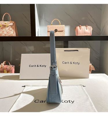 Stylish Heart-Shaped Denim Handbag for Women Single Handle Zipper Closure Cotton Lining