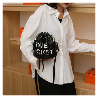 19cmX19cmX19cm Women Bolsas Para Mujer Designer Handbags Pu Ladies Purses All Seasons