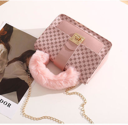 L Square Mini Bag Of Winter Lamb Wool And PU Messenger Bag For Fashionable Hand Bag