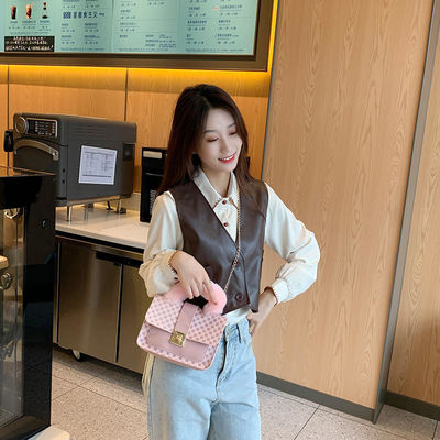 L Square Mini Bag Of Winter Lamb Wool And PU Messenger Bag For Fashionable Hand Bag