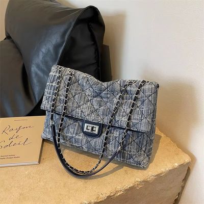Korean Version Cute Chain Shoulder Bag Fast Shipping in 3-5 Days for Women's Plush Bag