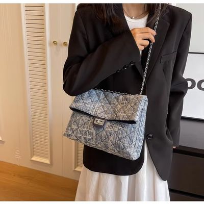 Korean Version Cute Chain Shoulder Bag Fast Shipping in 3-5 Days for Women's Plush Bag