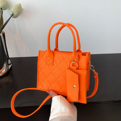 Genuine Leather Handbags Popular Sewing Line Duffel Bag for Fitness Enthusiasts