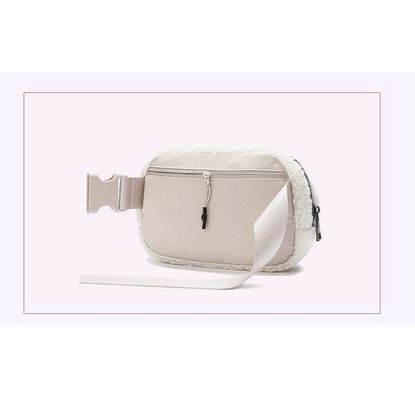 Luxury Plush Crossbody Fanny Pack Purses Fashionable Hand Bag Letter Pattern Type