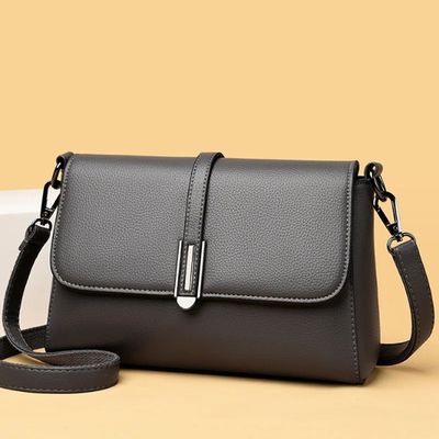 Main Material Canvas Large Capacity Crossbody Bag for Stylish Mothers in National Style
