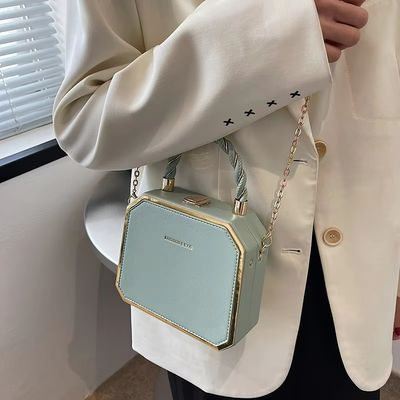 Motion Detection Cross-Chain Shoulder Women's Purses with Small Jelly-Light and PU