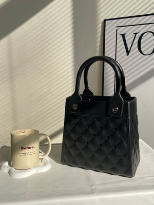 Fashion Style EVA Rubber Silicone Hand Tote for Women Summer Lady Beach Bag in Black