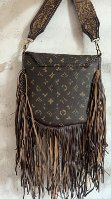 Real Leather Bags With Tassels Handba Fashionable LL Set With Nylon Lining