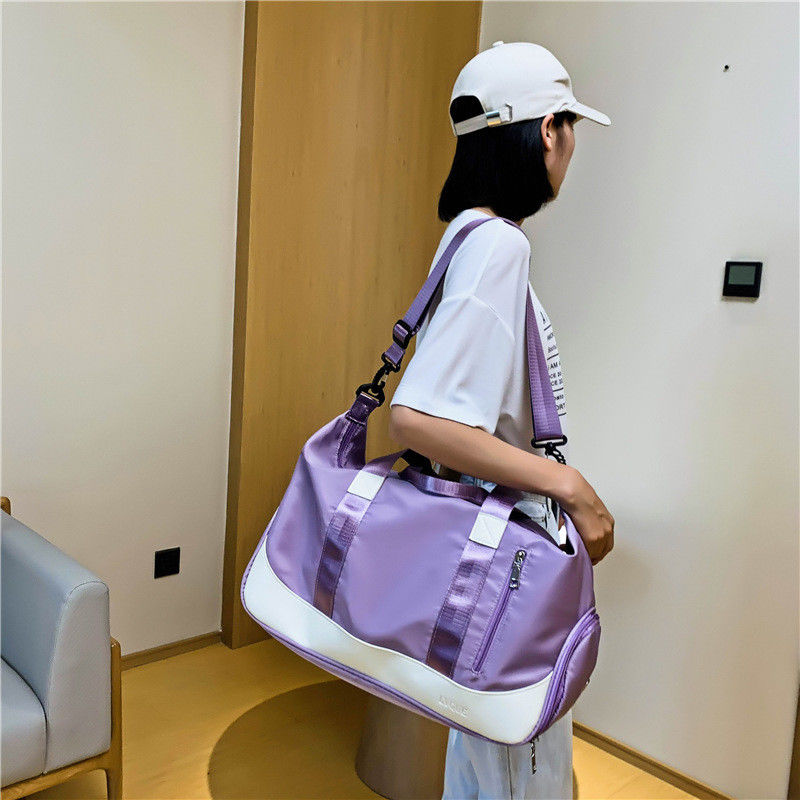 Women's Overnight Tote Bag Durable and Versatile Duffle for Large Capacity Travel