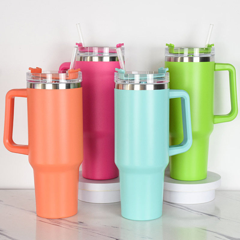 Customized Coffee Tea Beer Water Tumbler Cup with Handle Straw Lid Leopard Engraved Design